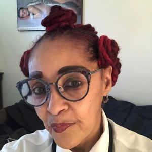 Meet your Posher, Donna